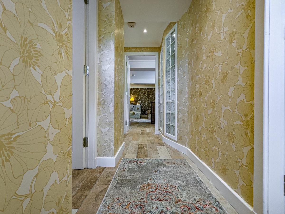 Apartament Beautiful Listed Flat With Private Garden, Birnam Zewnętrze zdjęcie
